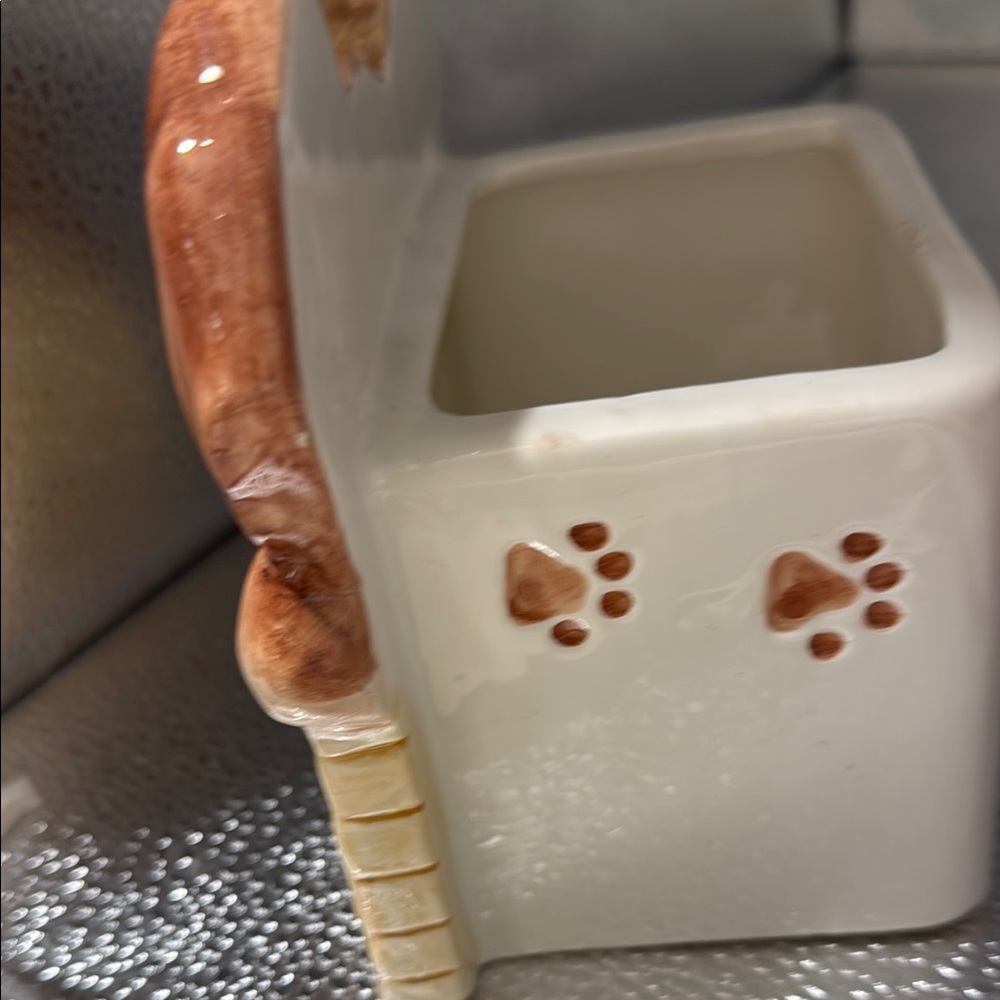Vintage Napco Ceramic Planter With 3 Cocker Spaniel Puppies in a Basket - Picture 5 of 8